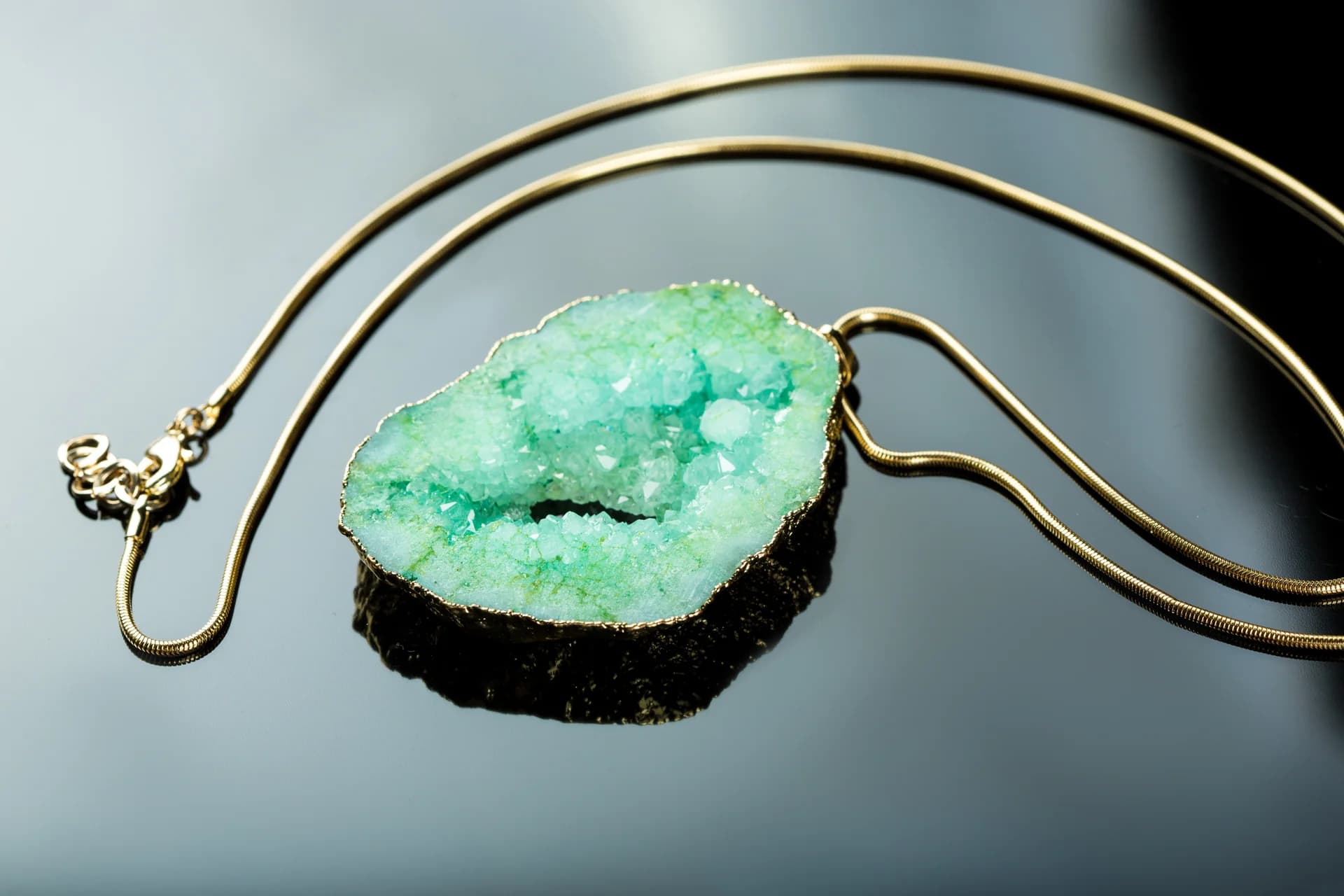 Spiritual Jewelry: Connecting Mind, Body, and Spirit through Meaningful Adornments