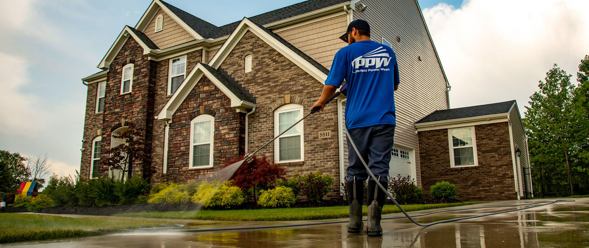 Pressure Washing Delaware County OH – Restore Your Property with Expert Service