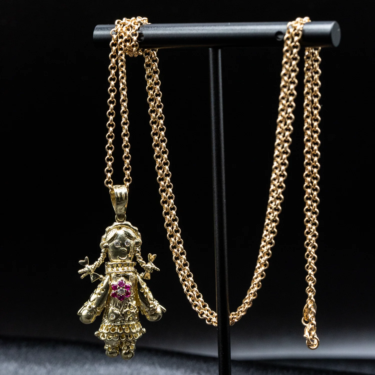 Gold Ragdoll Necklace – Luxury Statement Jewellery from London Diamond Online