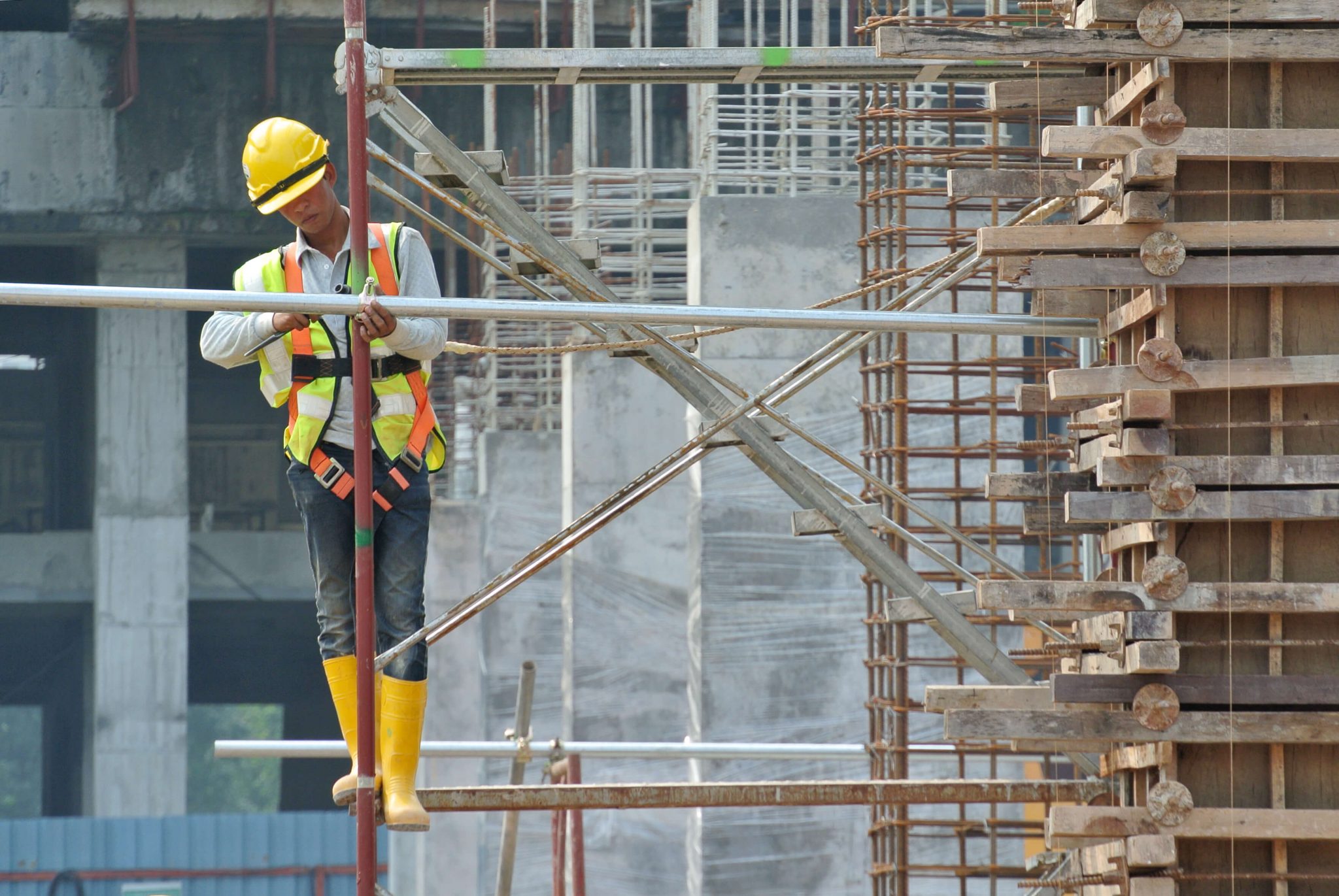 Key Features of Leading Construction Network Associations