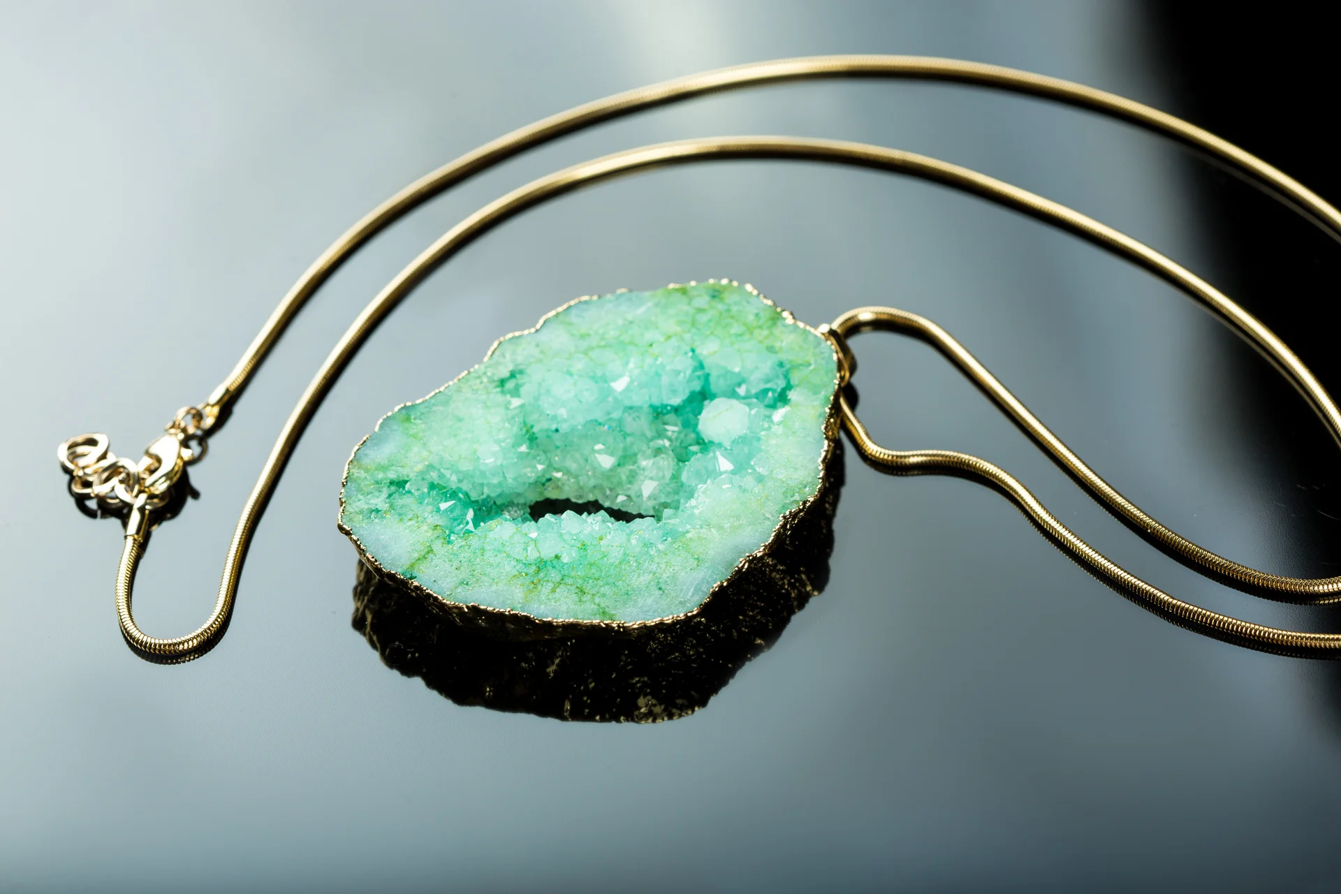 Spiritual Jewelry: Connecting Mind, Body, and Spirit through Meaningful Adornments